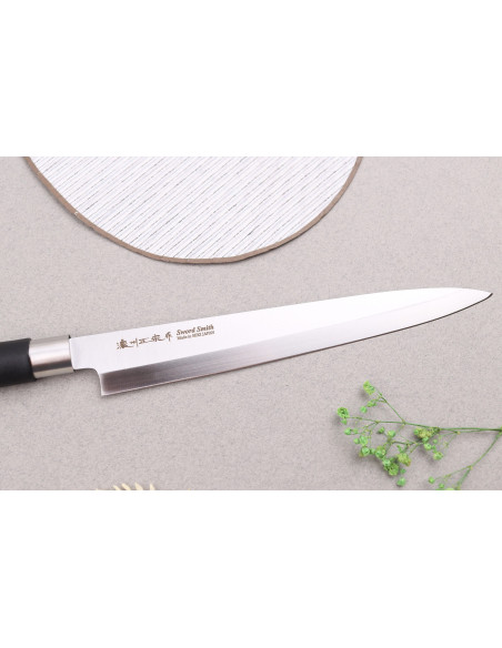 21cm Satake Masamune Saku Japanese sashimi knife in black PP