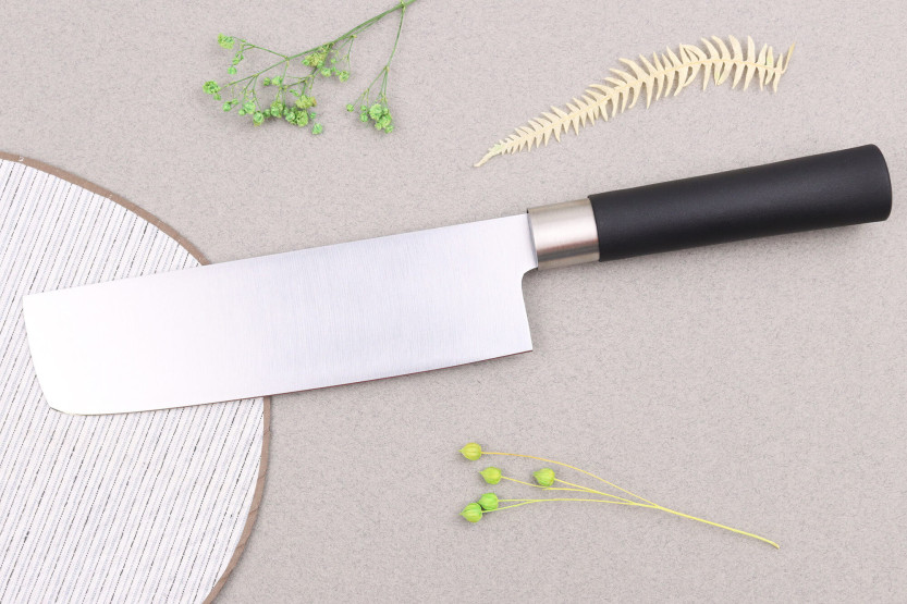 17cm Japans Satake Masamune Saku nakiri mes in zwart PP