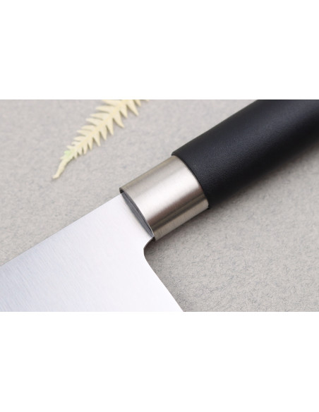 17cm japanilainen Satake Masamune Saku nakiri veitsi mustalla PP:llä.