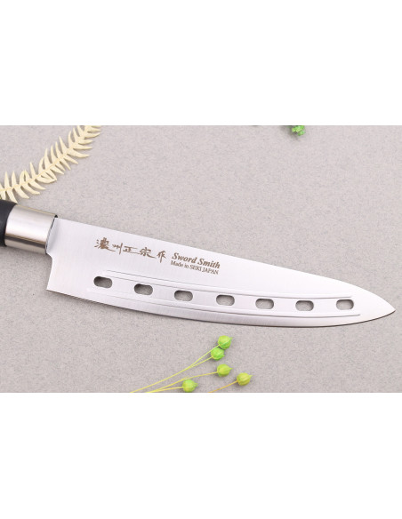 18cm Japanese Satake Masamune Saku openwork chef ' s knife in black PP