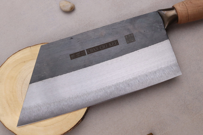 Faca bunka de 20 cm CCK em aço carbono e madeira