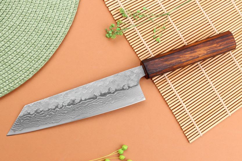 17,5 cm Yuzo Damascus Tsuchime 440C Coltello bunka giapponese artigianale