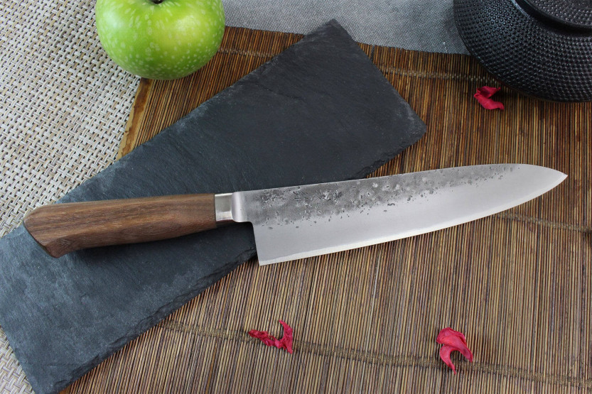 Faca de chef japonesa Wusaki Nogami BS2 21cm feita à mão com cabo de nogueira