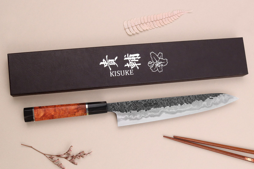 Kisuke Manaka Enn 24cm japansk sujihikikniv i kvistträ med 2 ringar