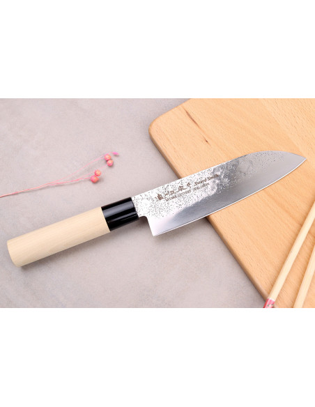 Faca japonesa santoku Satake Nashiji 17cm com cabo de magnólia