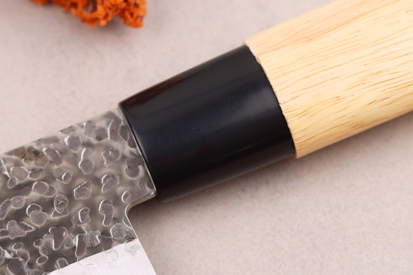 Couteau santoku 17cm Japanese Satake Magoroku Saku en magnolia