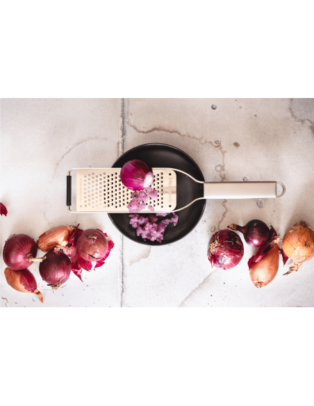 Grattugia a grana grossa in acciaio inox della serie Professional di Microplane