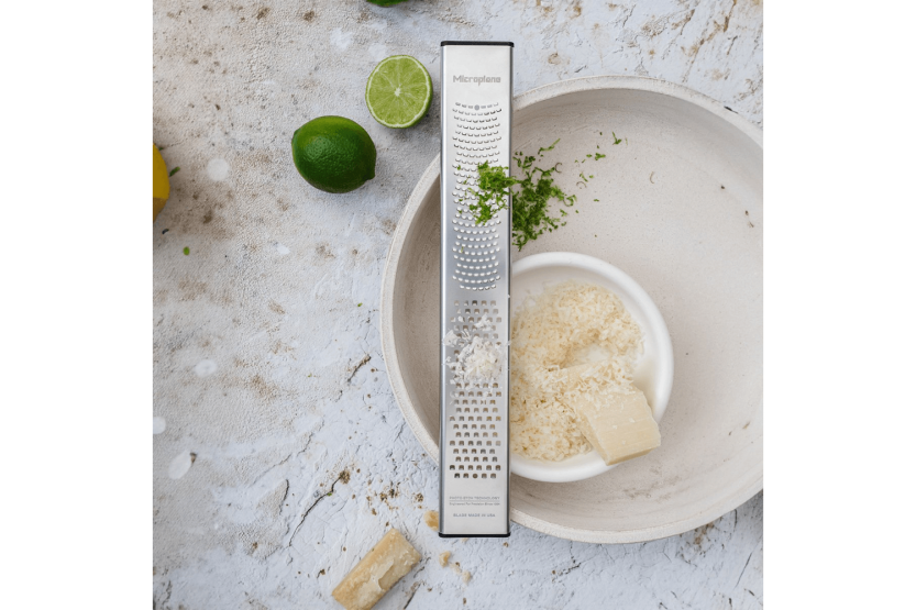 Microplane 30th Anniversary Edition 2-i-1 rasp i rustfritt stål