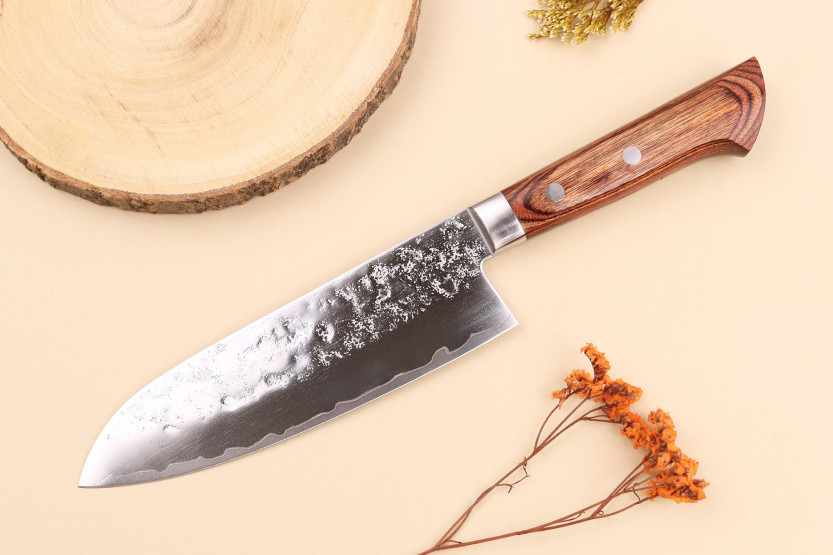 Coltello santoku giapponese 17 cm Satake Brown Pakkawood AUS-8 San Maï Nashiji