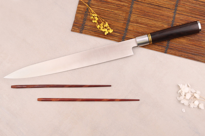 Sayuto 30cm yanagiba veitsi Ebony 7Cr ebony kahva