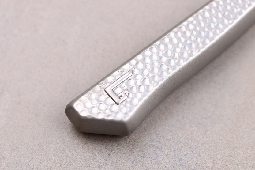 Japanisches Universalmesser mit Wabenmuster Glestain M Series 12cm