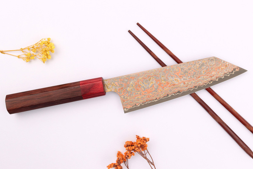 Couteau bunka 16cm Japansk hantverksmässig Takeshi Saji VG10 Rainbow Nashiji