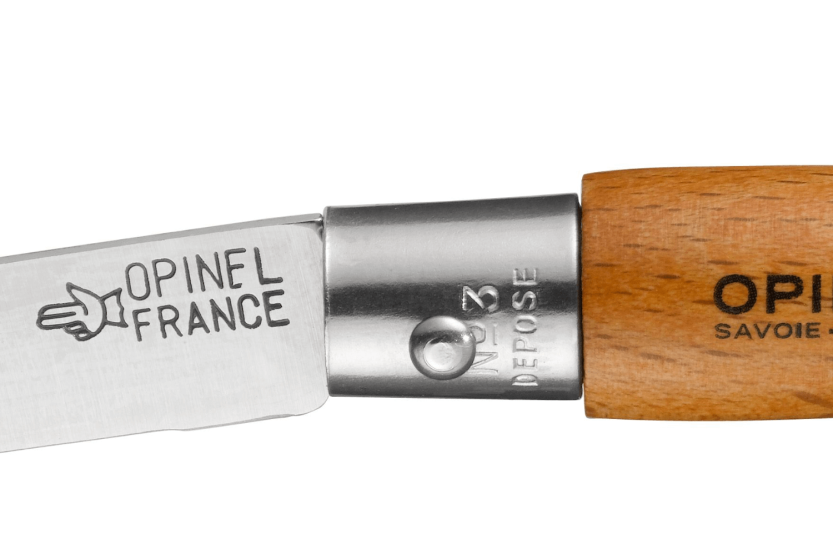 Opinel Tradition Carbone coltello pieghevole n°03 lama 4cm manico in faggio
