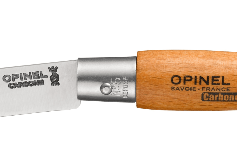 Opinel Tradition Carbone foldekniv nr. 05 6 cm blad håndtak i bøketre