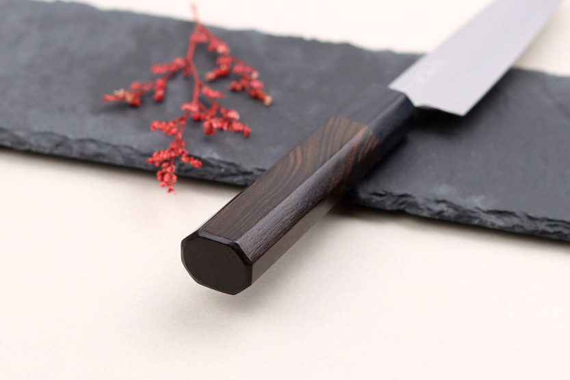 Japanisches Universalmesser 13,5cm handgefertigt Makoto Kurosaki VG7 Damast
