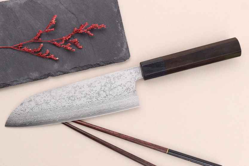 VG7 Damascus Makoto Kurosaki 16,5cm Japanese santoku knife