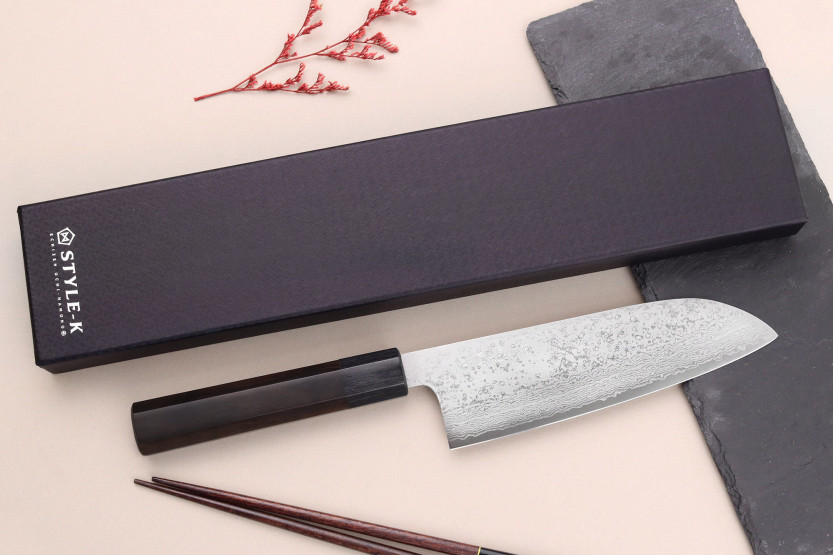 Makoto Kurosaki VG7 Damascus 16.5cm Japanese santoku knife