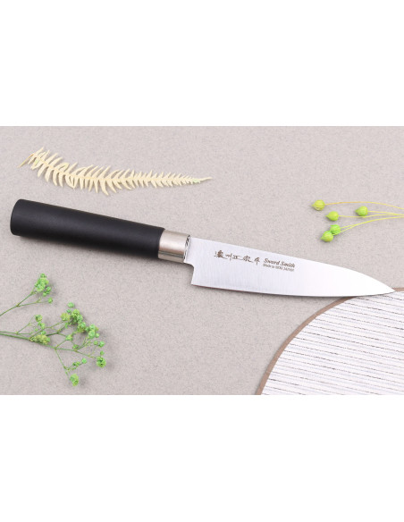 12cm Satake Masamune Saku japanilainen kuorimaveitsi mustalla PP:llä