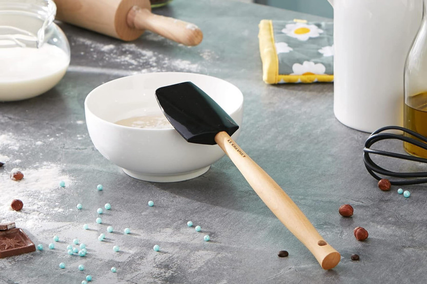 Le Creuset Création Silikon-Spatel mittelgroßes Modell 5,8cm Schwarz Onyx
