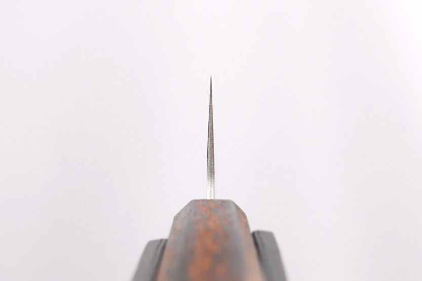 Faca japonesa santoku 440C Tsuchime Damascus Yuzo 16,5cm