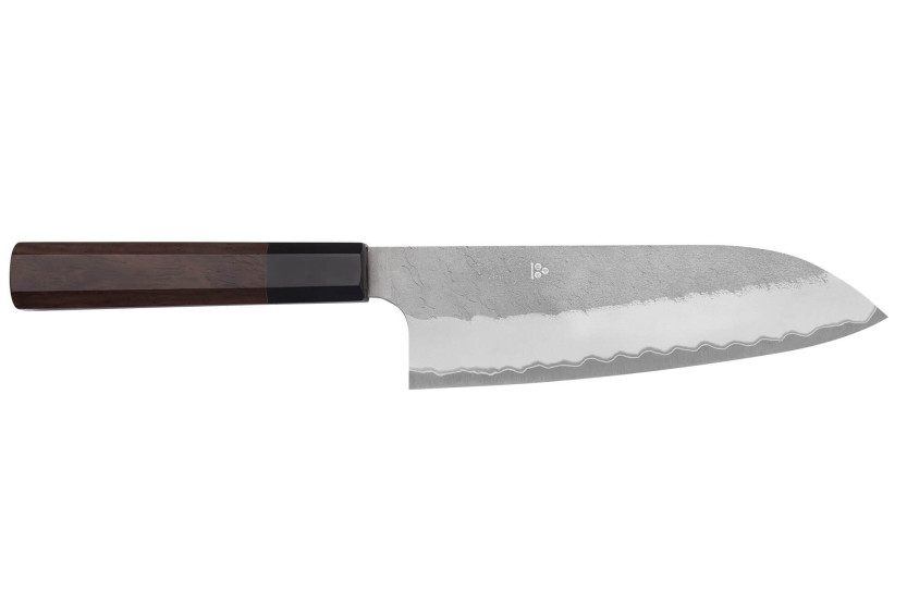 Nigara Hamono Tsuchime AS 18cm Japans santoku mes met walnotenhouten handvat