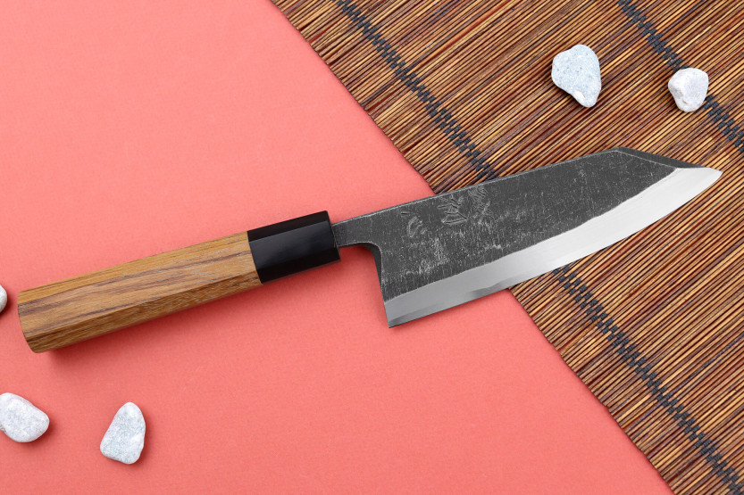 Messer deba kiritsuke 15cm japanisch handwerklich Hatsukokoro Shirasagi Griff aus Teakholz