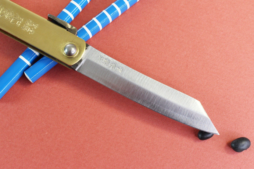 Higonokami Kanetsune zakmes 7cm lemmet messing handvat