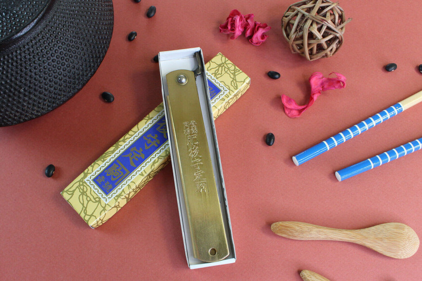 Higonokami Kanetsune pocket knife 9cm blade brass handle