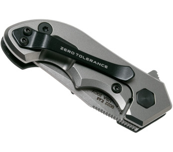 ZT0022 Zero Tolerance taittoveitsi 7.5cm titaani hiilikuitukahva 2