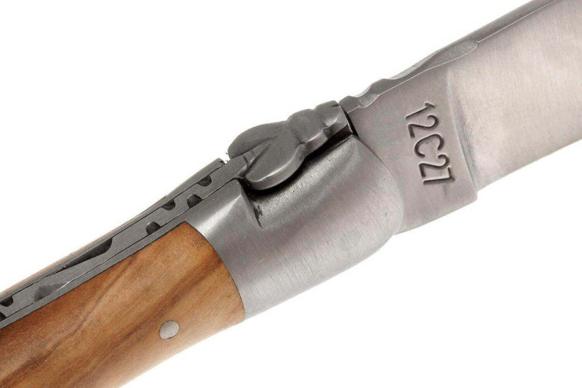 Laguiole foldekniv i Aubrac oliventre med 12 cm skaft