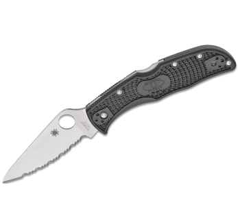 Spyderco Endela C243SBK fällkniv med svart nylon/glasfiberhandtag 11,9cm