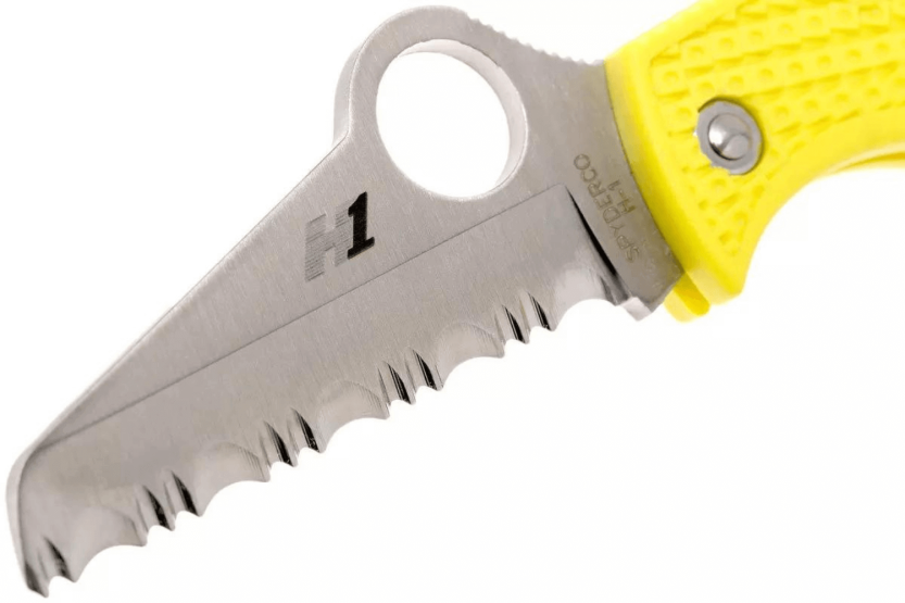 Spyderco Manbug MYLS folding knife 6.4cm yellow nylon/fiberglass handle