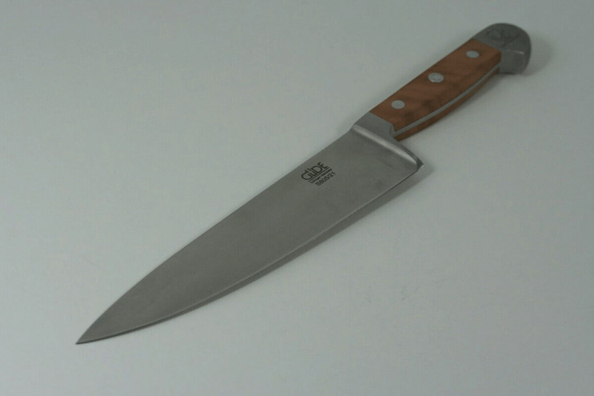 Faca de chef em aço forjado Güde Alpha Poire 21cm