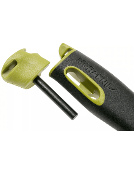 Mora Companion Spark 13570 veitsi 10.4cm ruostumattomasta teräksestä valmistettu terä vihreä kumikahva ja sytytin + kotelo