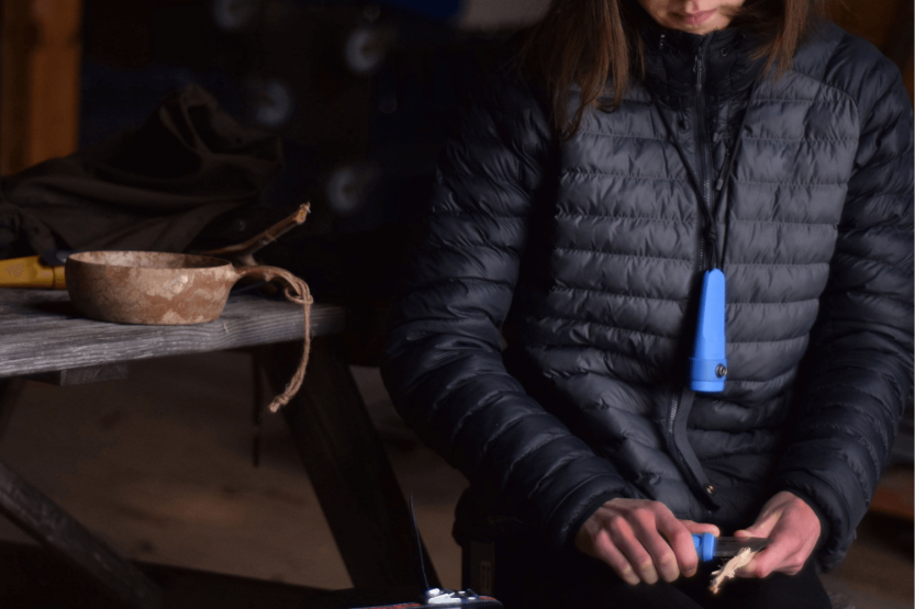 Mora Eldris 12631 lille lommekniv 5,9 cm rustfrit stålblad blåt gummihåndtag med ildstarter + skede