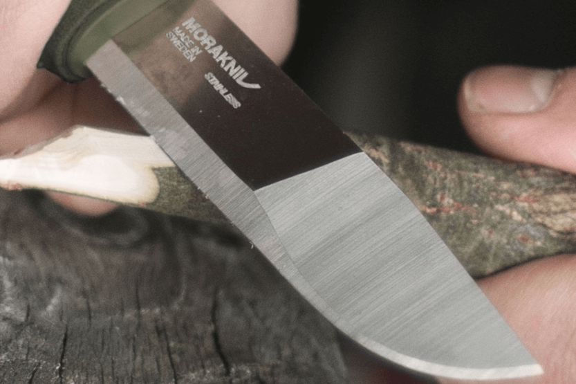 Mora Kansbol Multi-Mount 12645 knife 10.9cm stainless steel blade green rubber handle + sheath