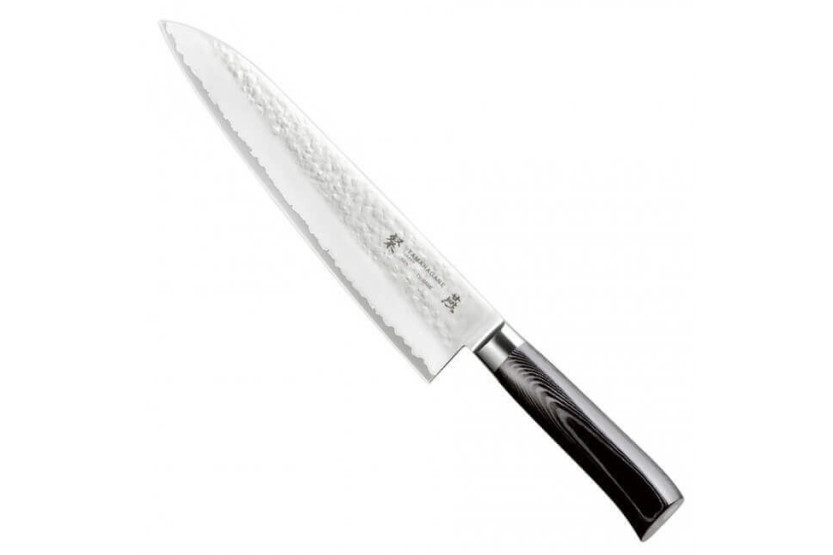Tamahagane Tsubame japanilainen kokkiveitsi, jossa on vasaroitu terä 24cm VG5-teräs