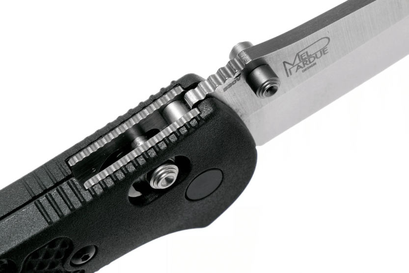 Benchmade Griptilian 551-S30V folding knife black nylon/fiberglass handle 11cm