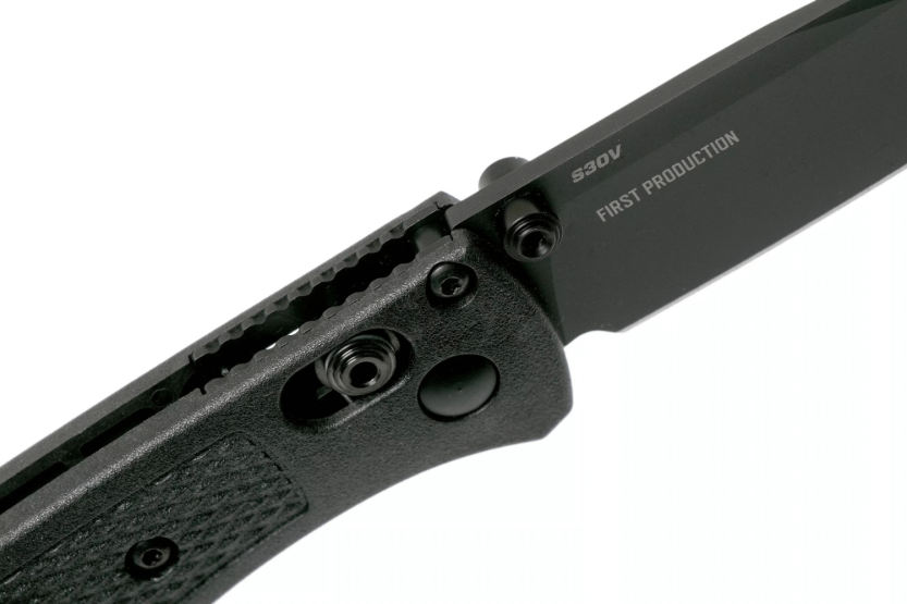 Benchmade taittoveitsi Mini Bugout 533BK-2 hiilikuitukahva CF-Elite® musta 9cm