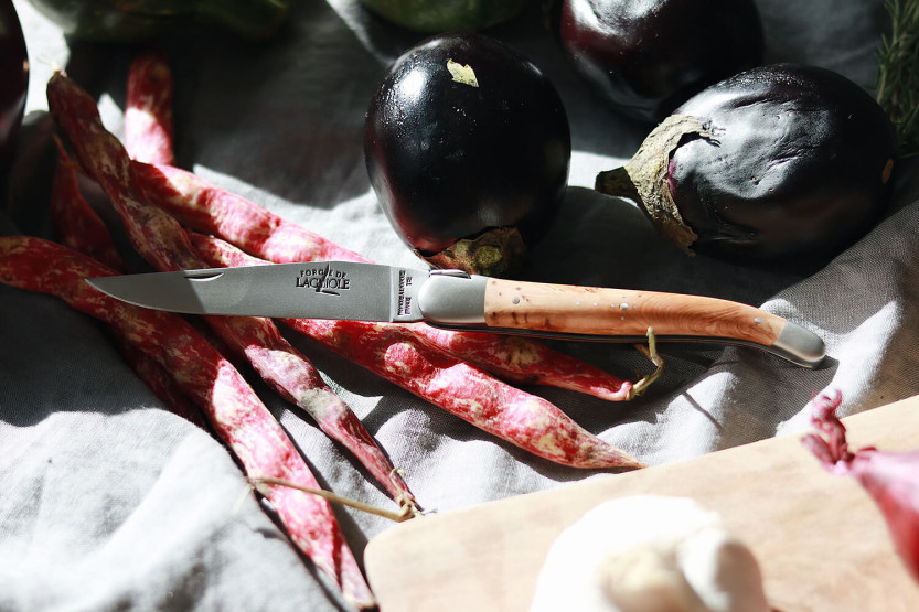 Forge de Laguiole folding knife juniper handle 11cm