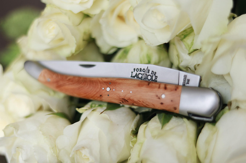 Navaja plegable Forge de Laguiole con mango de enebro 11cm