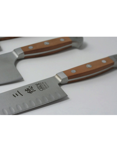 Gude Alpha Poire 18 cm santokukniv i smidd stål