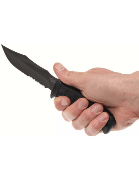 SOG Seal Pup SGM37N kniv 12 cm halvsaget blad svart nylon/glassfiberhåndtak + slire