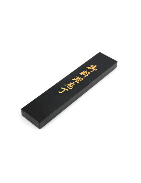 Tamahagane Tsubame japanese chef ' s knife 18cm VG5 steel hammered blade