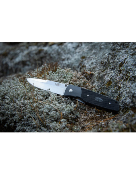 Navalha dobrável Fallkniven PXLx com cabo de grilon preto 11cm