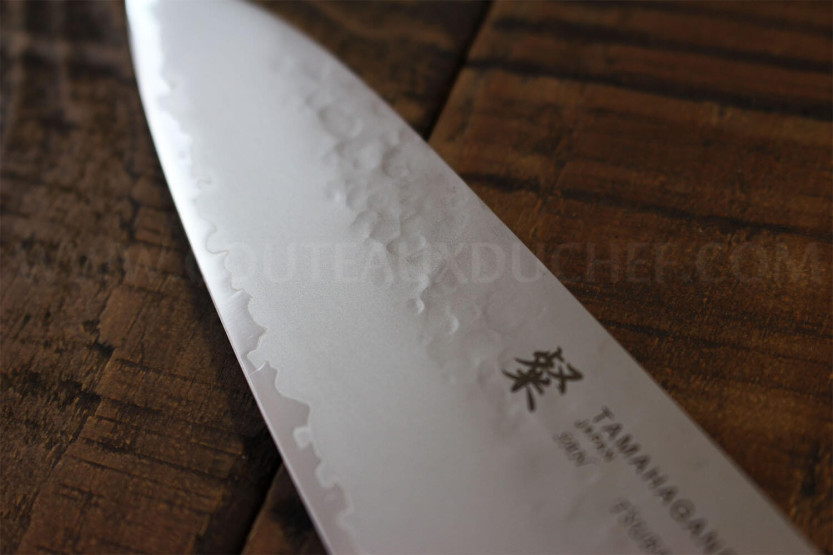 Cuchillo de cocinero japonés Tamahagane Tsubame 15cm acero VG5 hoja martillada