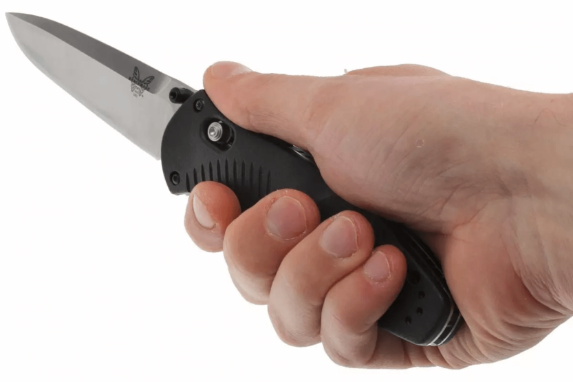 Navalha dobrável Benchmade Barrage 580 com cabo em valox preto 12cm