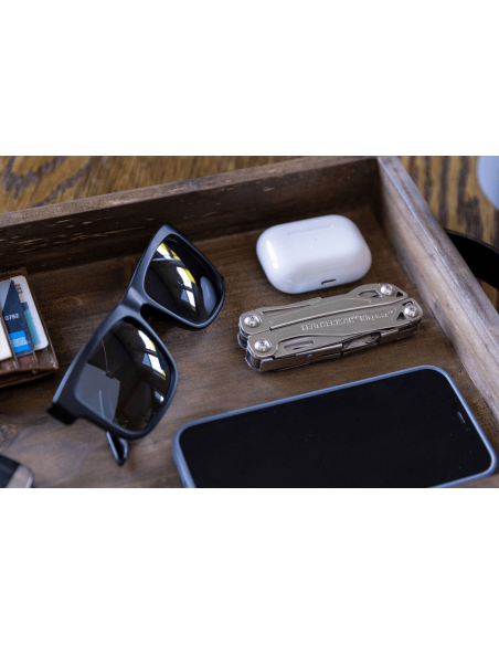 Leatherman Wingman 832523 14-toimiset monitoimipihdit + nylonkotelo
