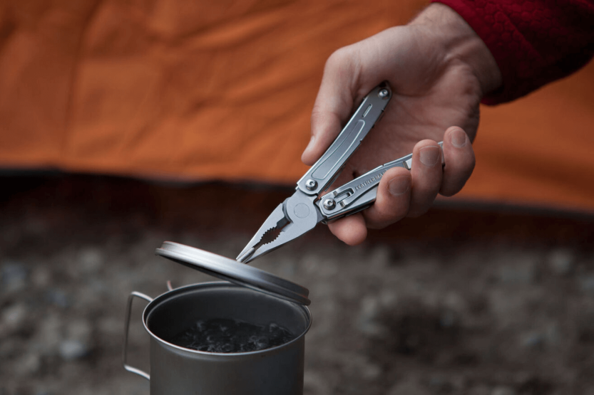 Leatherman Sidekick 831439 14-function multifunction pliers + nylon case
