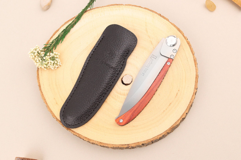 Le Coq Français Tropical Red Heart folding knife with red wooden handle 11.5cm + case